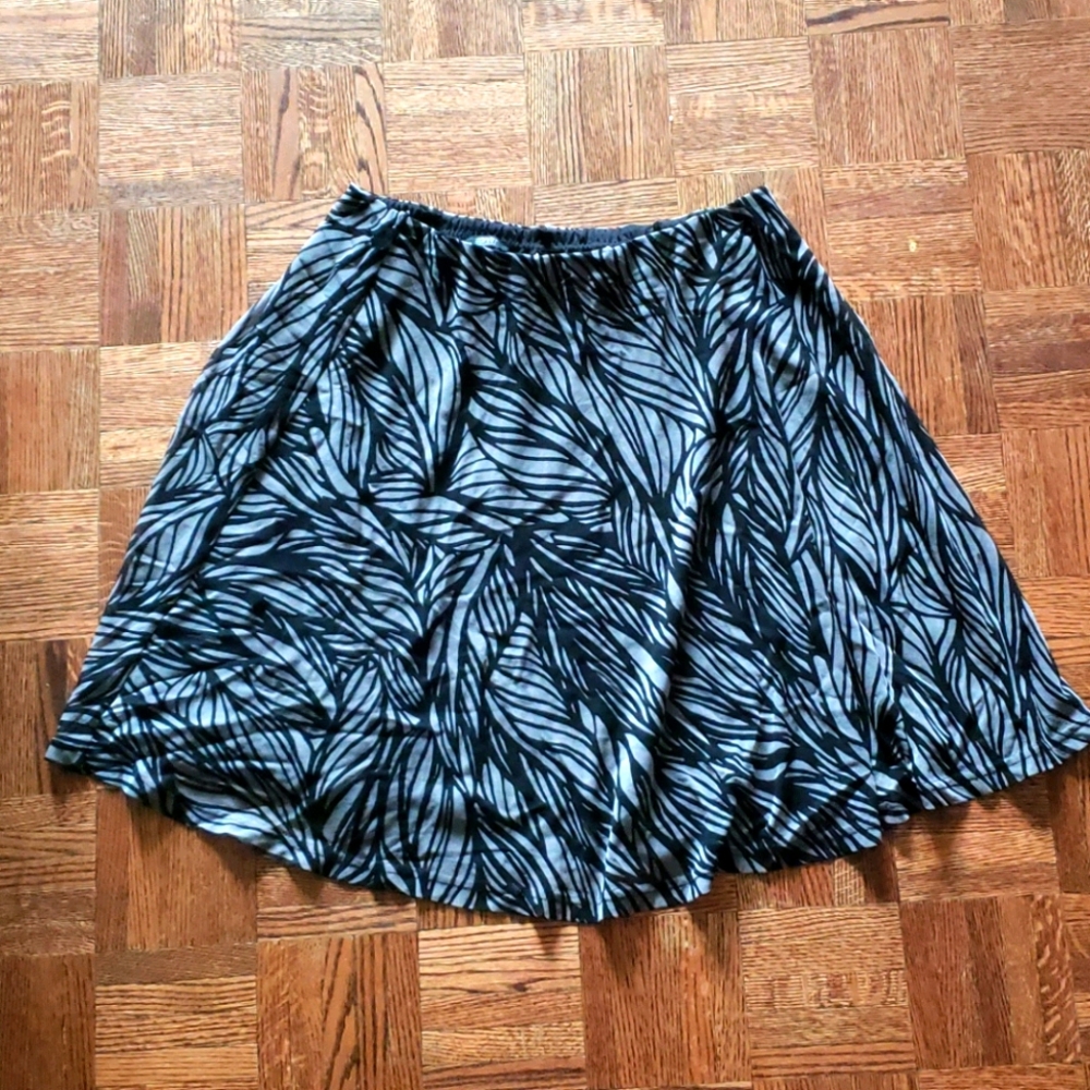 Flowy and light summer skirt